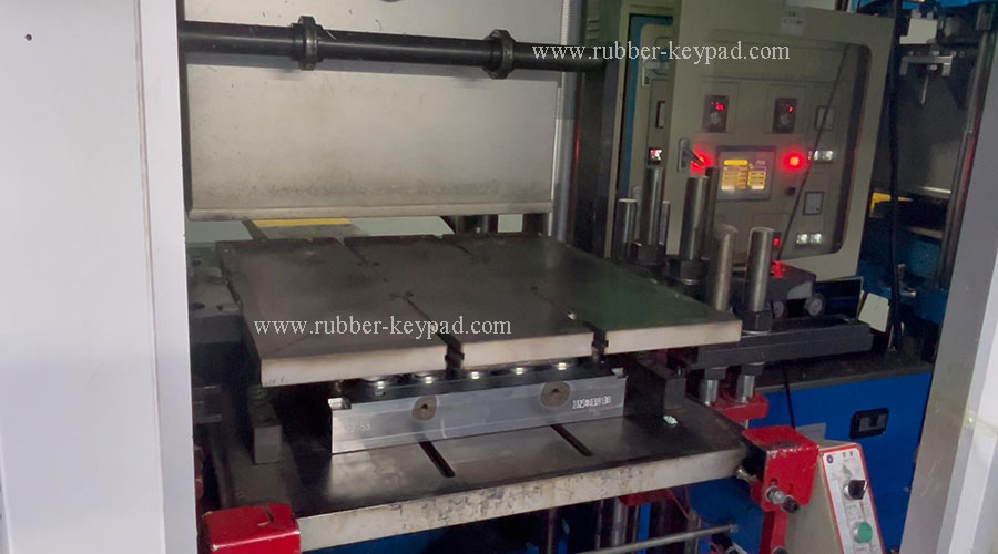 12月12日(1)-封面 拷贝